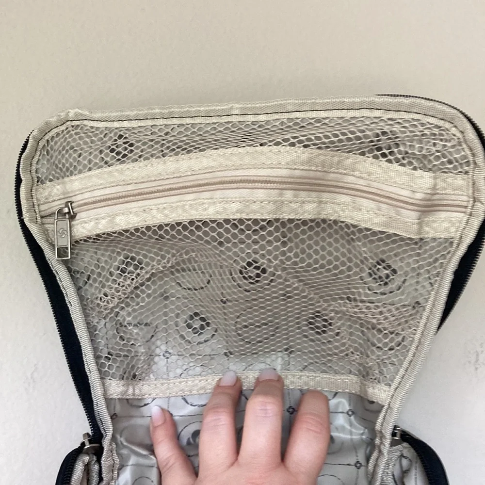 Samsonite Toiletry Bag